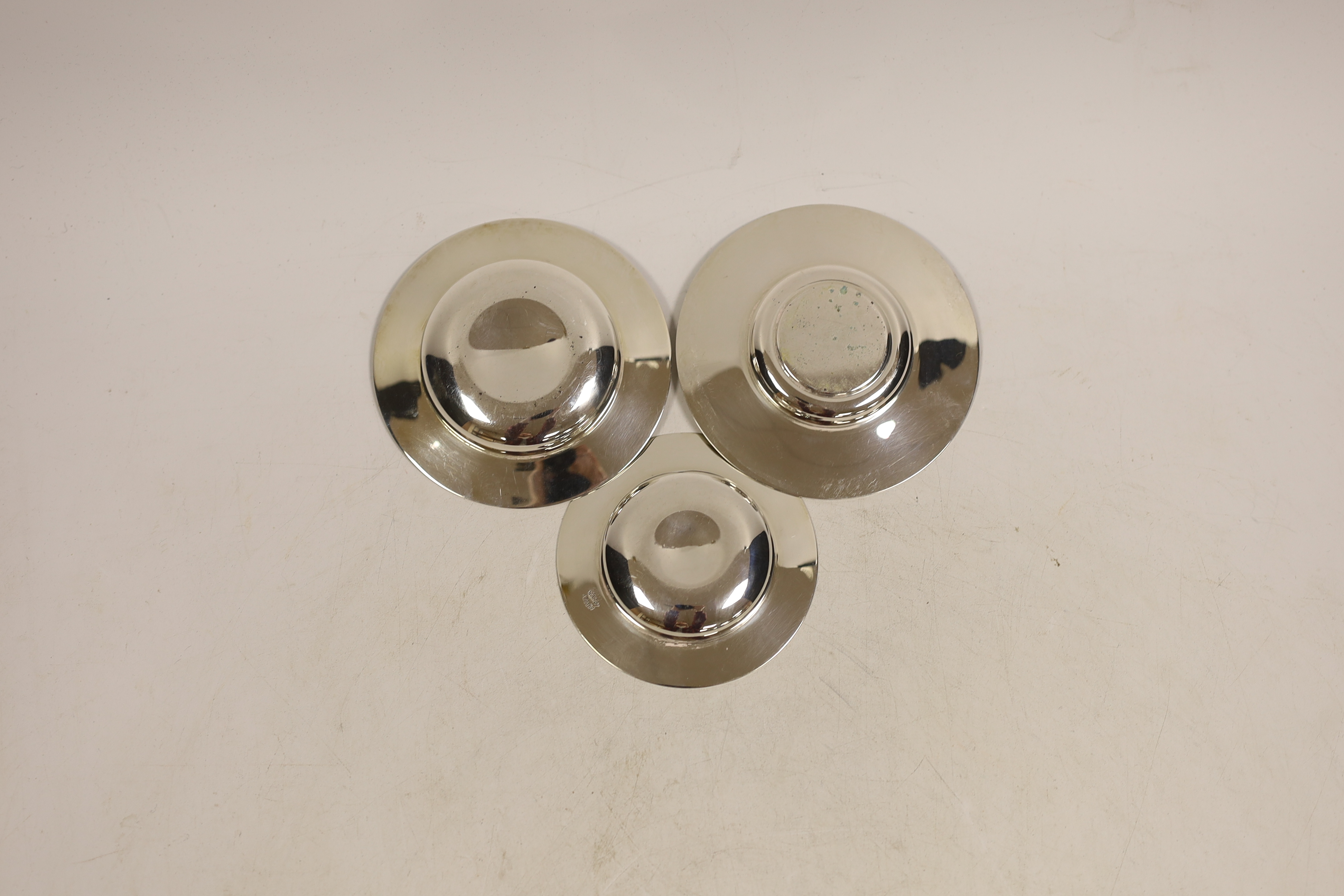 Three silver Armada dishes, one commemorating the wedding of HRH Prince of Wales and Lady Diana Spencer 1981 and two others, diameter 10cm and smaller, 5.3oz.